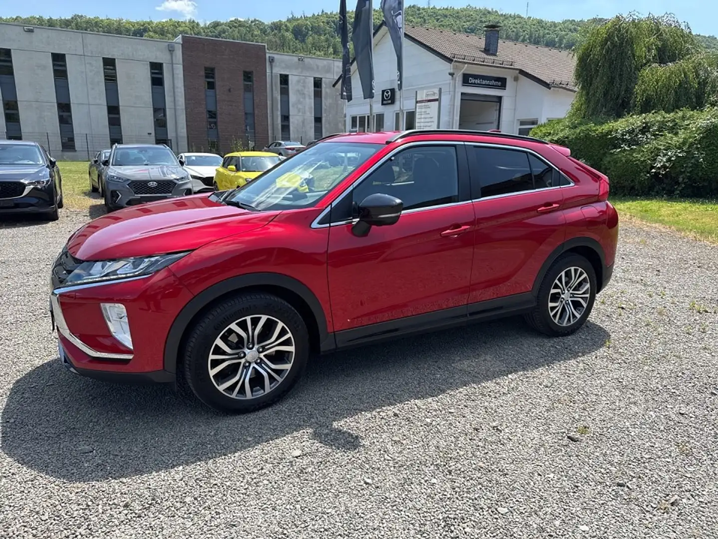 Mitsubishi Eclipse Cross Active+ 4WD LPG Rot - 2