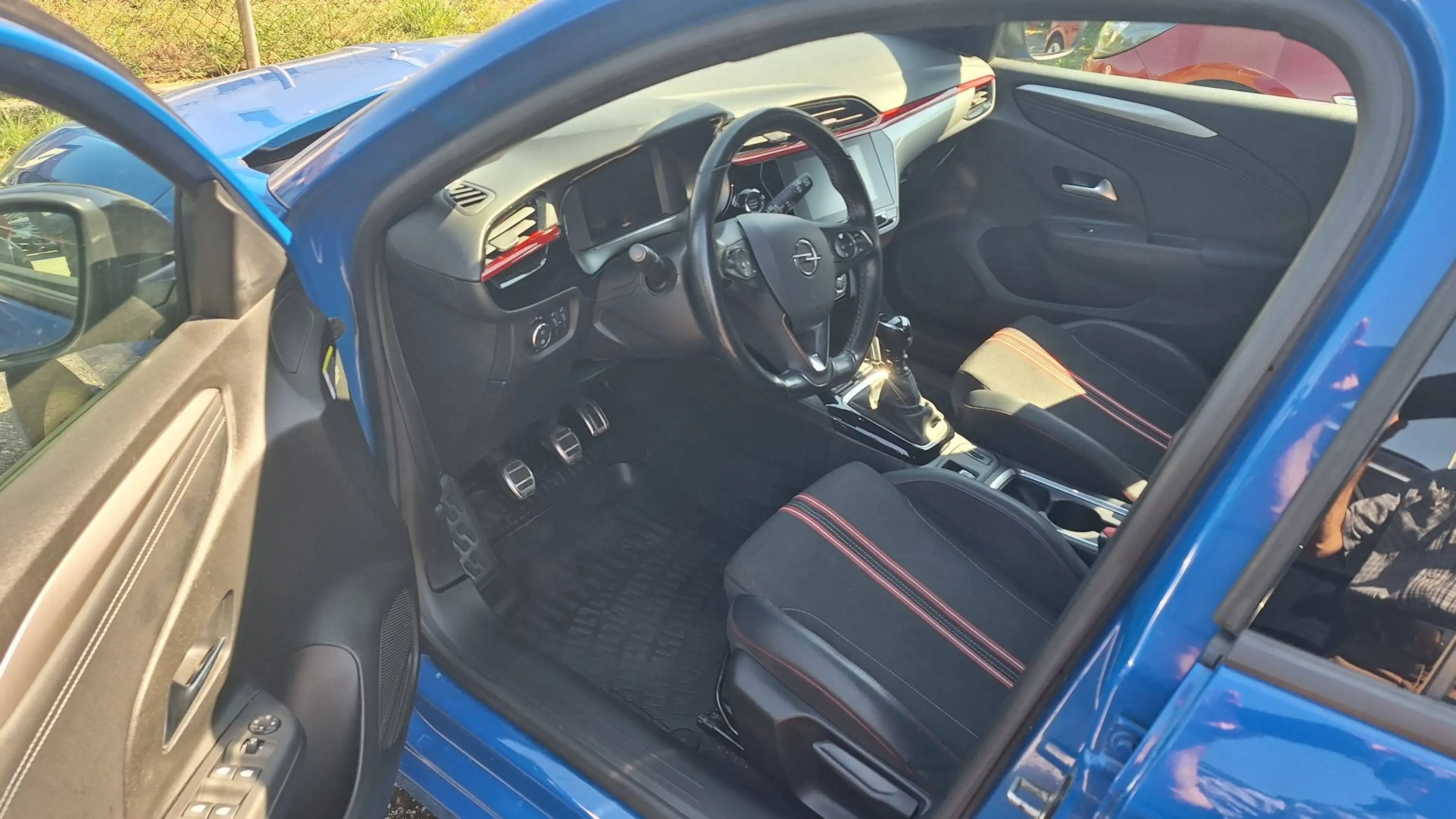 Opel Corsa Corsa 5-Türer 1.2 Direct Turbo GS Line — photo 8
