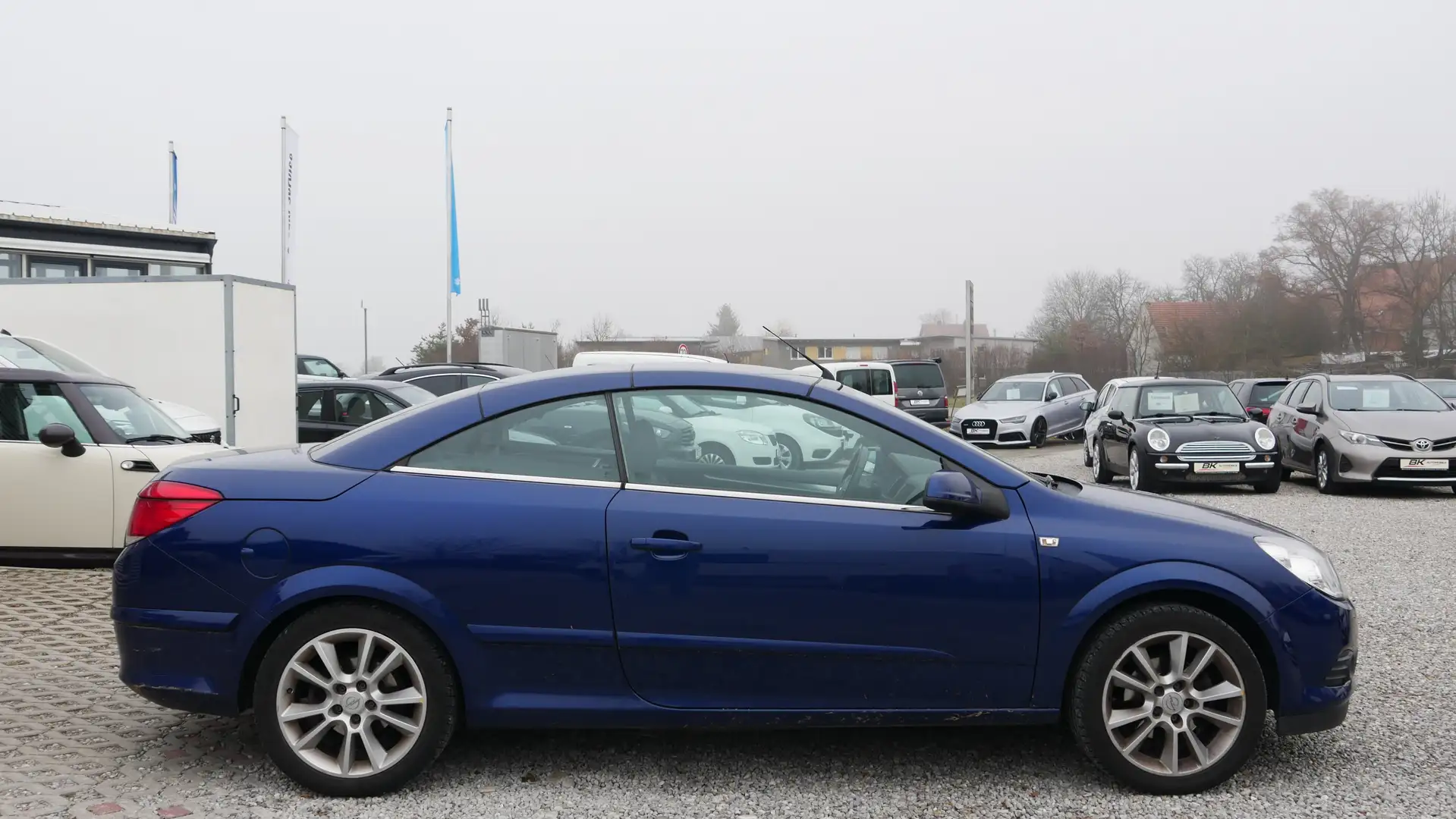 Opel Astra Cosmo 2. Hand AHK Sitzheizung Klima Tempomat MP3 Blau - 2