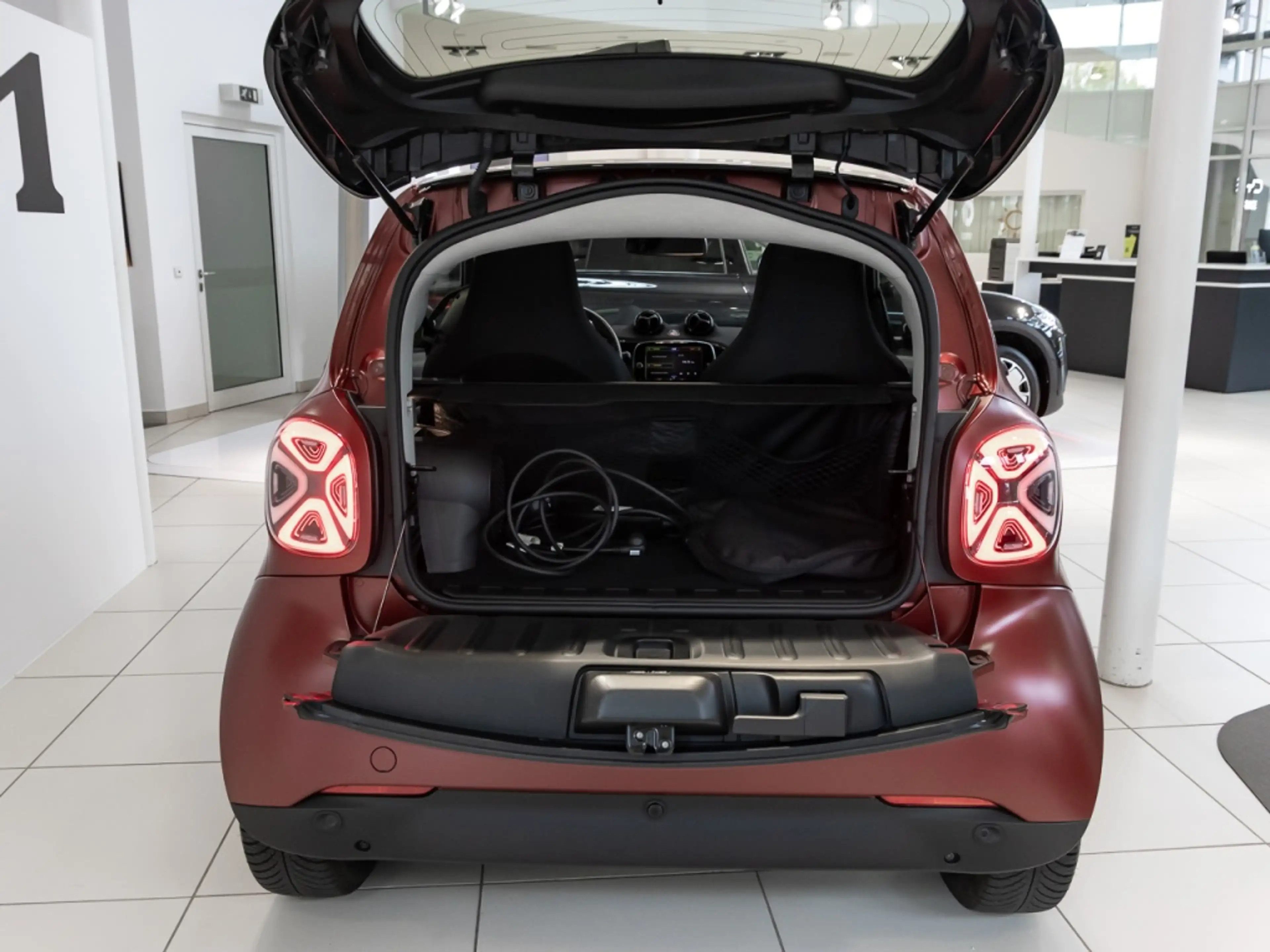 smart forTwo EQ  passion *LED*Cam*JBL*Pano*LMR*22kW*PDC — photo 7