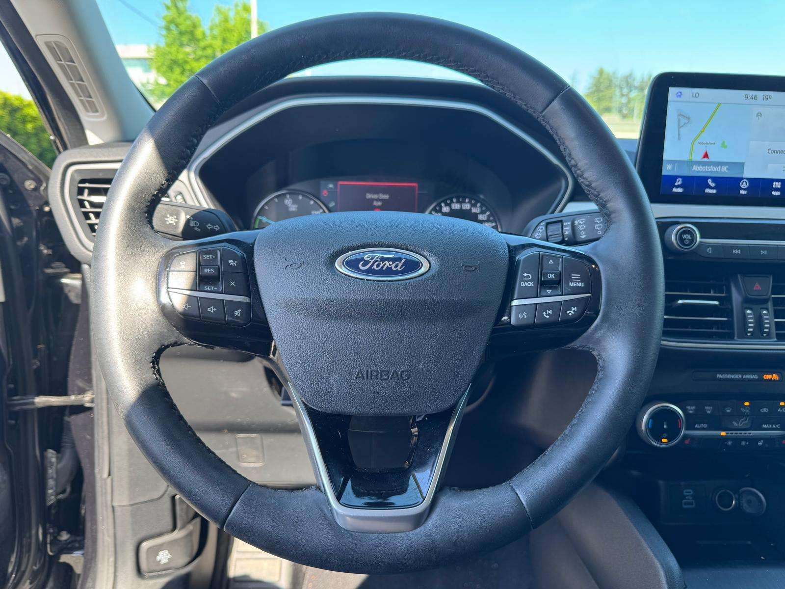 2022 Ford Escape Hybrid — view 10