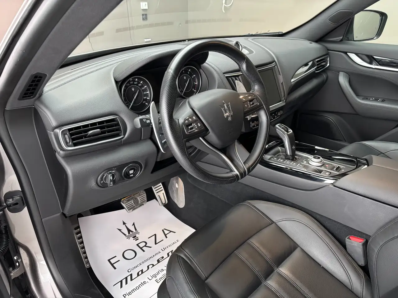 Maserati Levante 2022 — фото 10