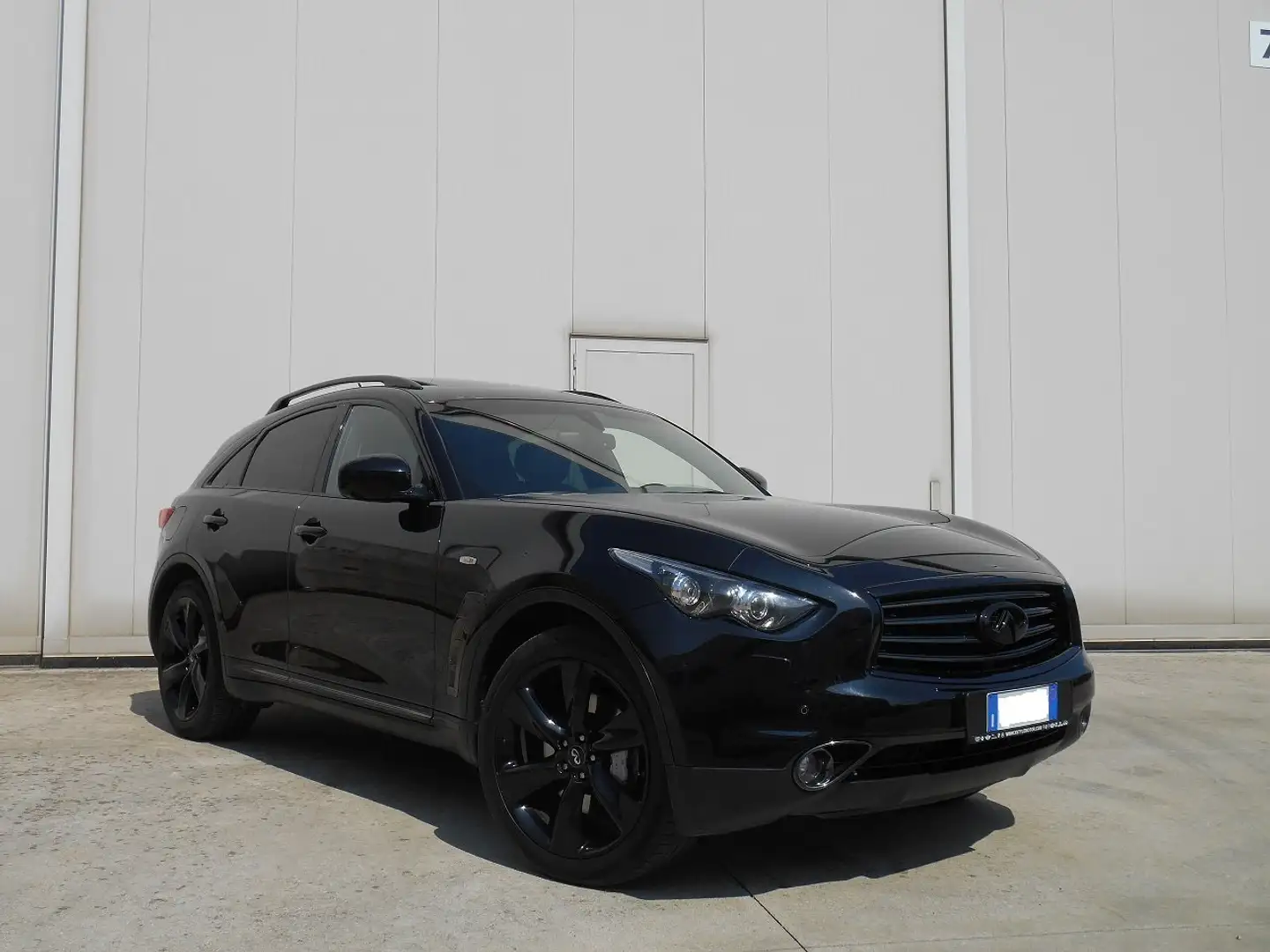 Infiniti QX70 3.0d V6 S Premium auto FL Noir - 1