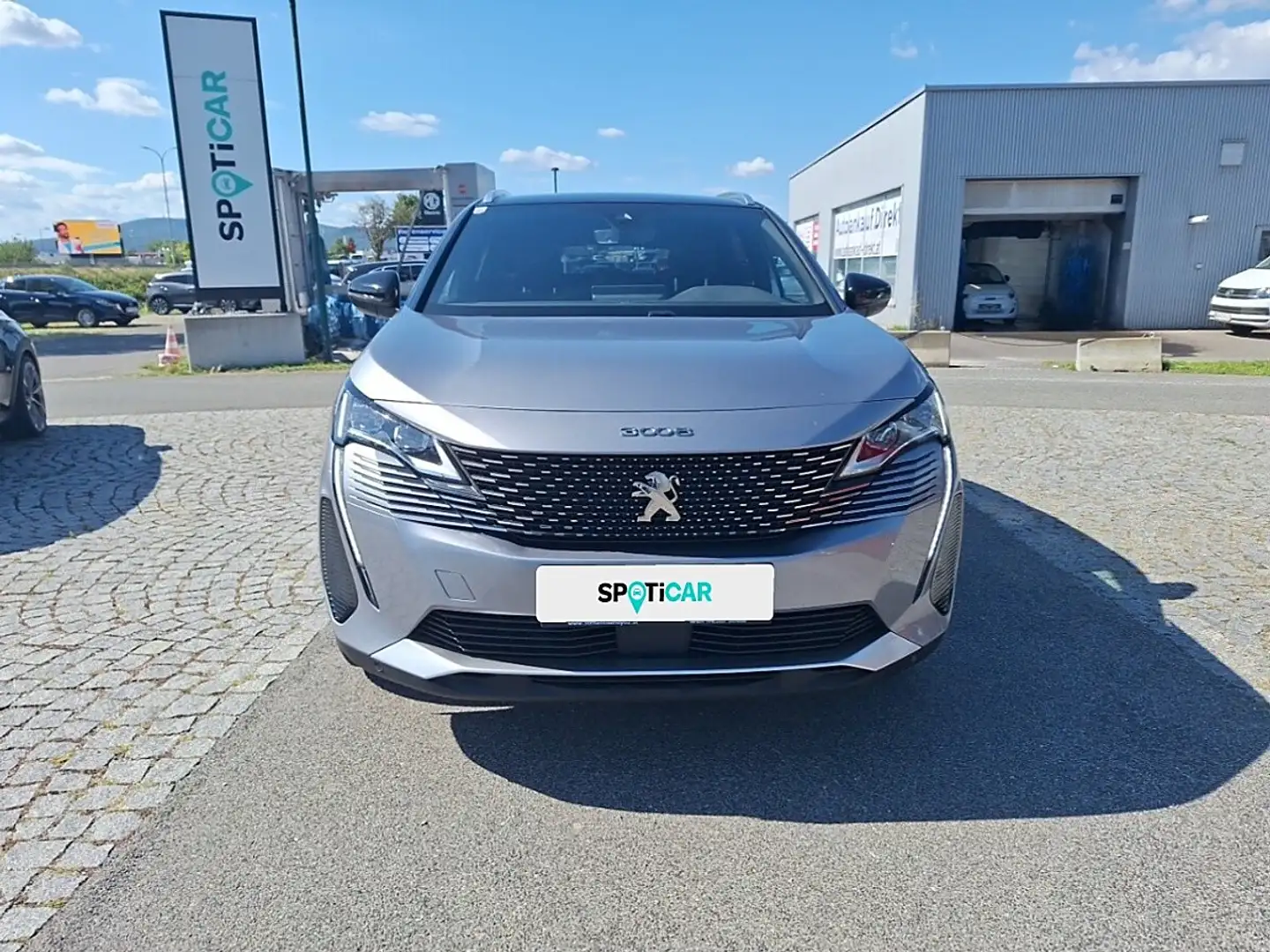 Peugeot 3008 GT PT130 Silber - 2