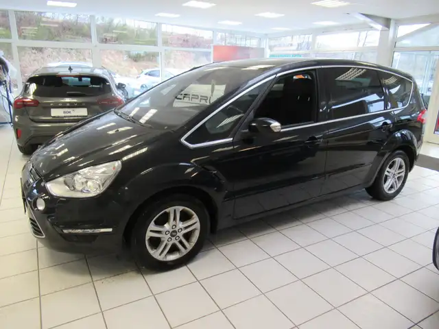 Ford S-Max S-Max Diesel 2.2 TDCi DPF Titanium