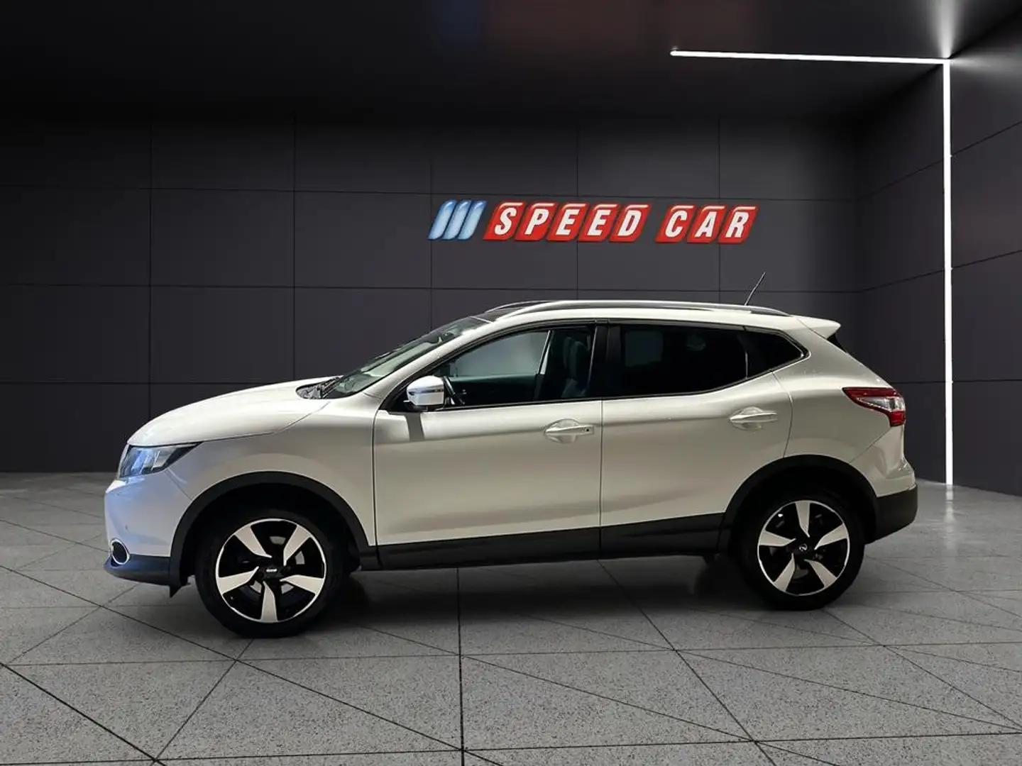 Nissan Qashqai 1,2 DIG-T N-Connecta Weiß - 2