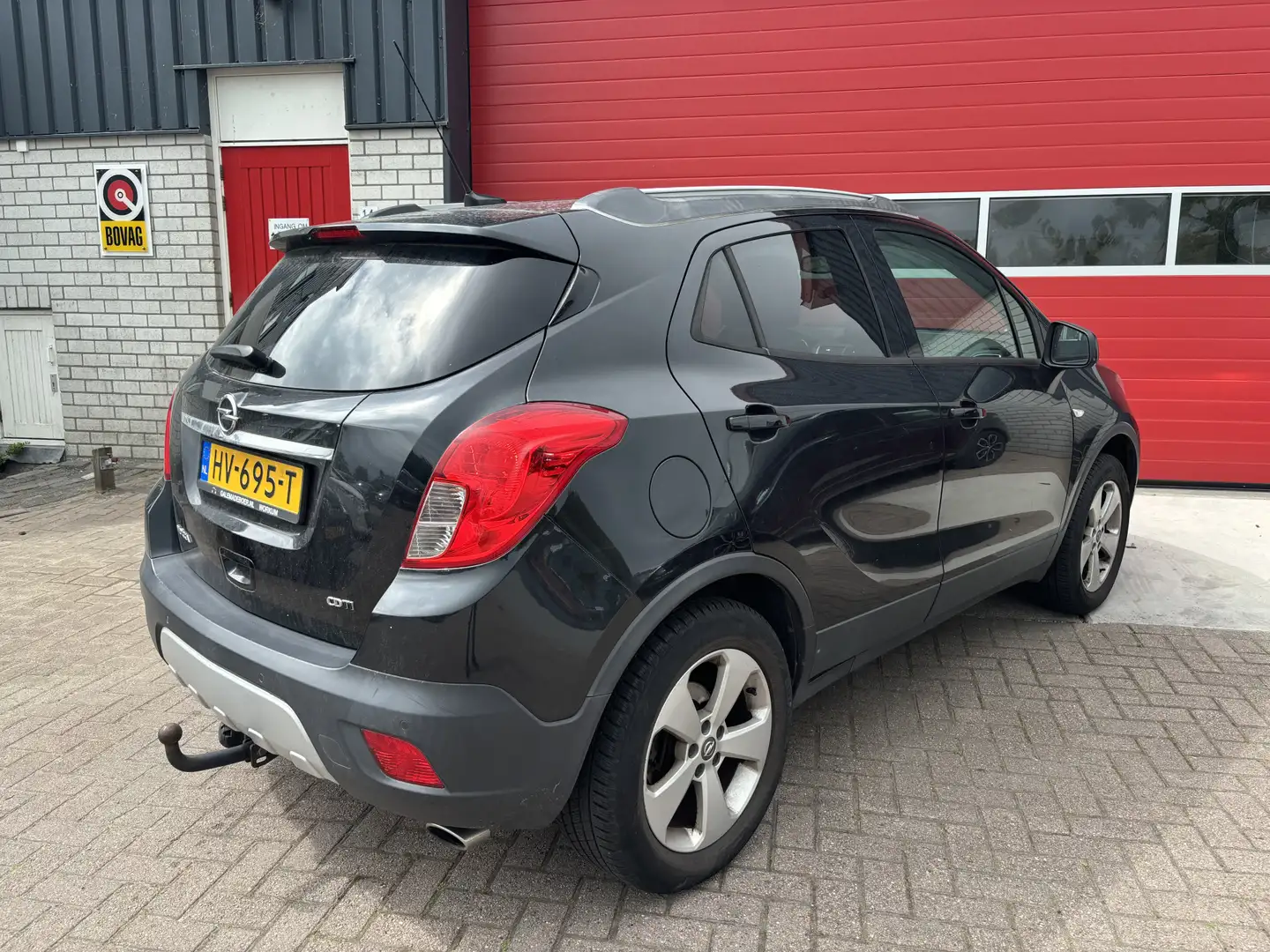 Opel Mokka 1.6 CDTi Business+ TREKHAAK / CAMERA / NAVI / CLIM Noir - 2