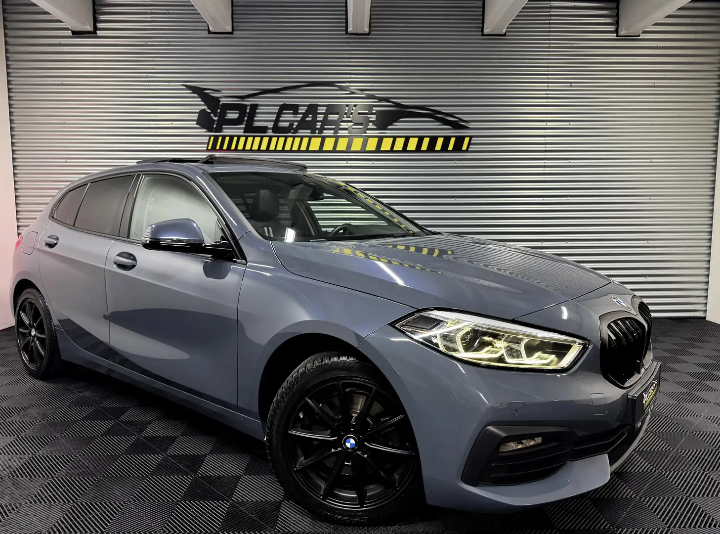 BMW 118 118i OPF | LOOK M | LED | TOIT OUVRANT | GARANTIE Gris - 1