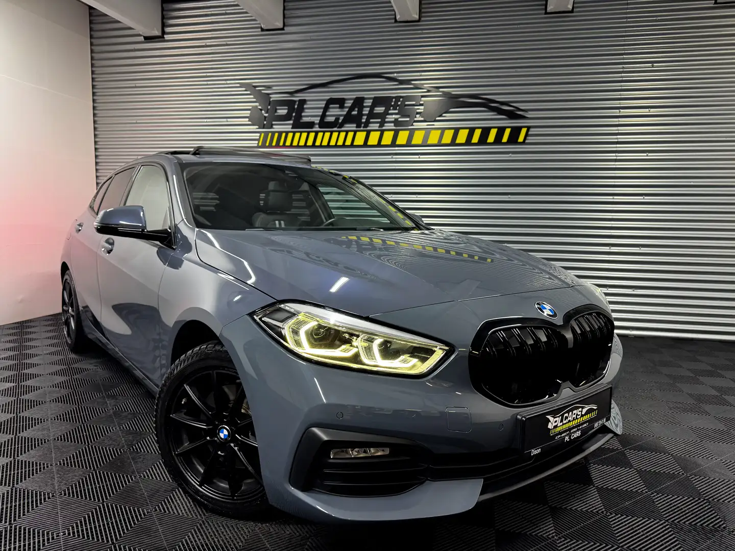 BMW 118 118i OPF | LOOK M | LED | TOIT OUVRANT | GARANTIE Gris - 2