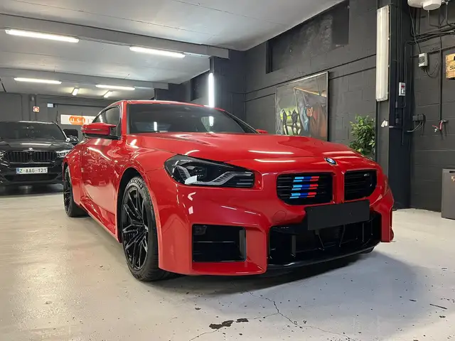 BMW M2 BMW M2 **COMPETITION**