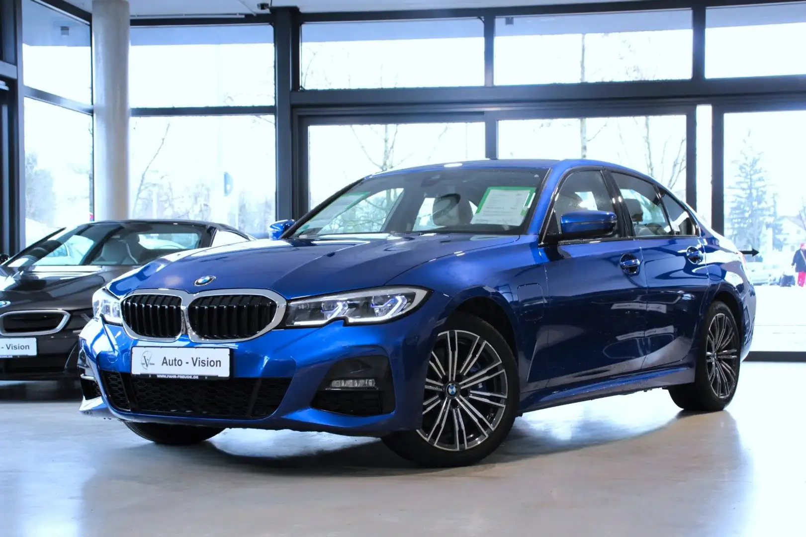 BMW 320 e (G20) M Sport *Laser*HUD*Kamera*Leder*HiFi Blau - 1