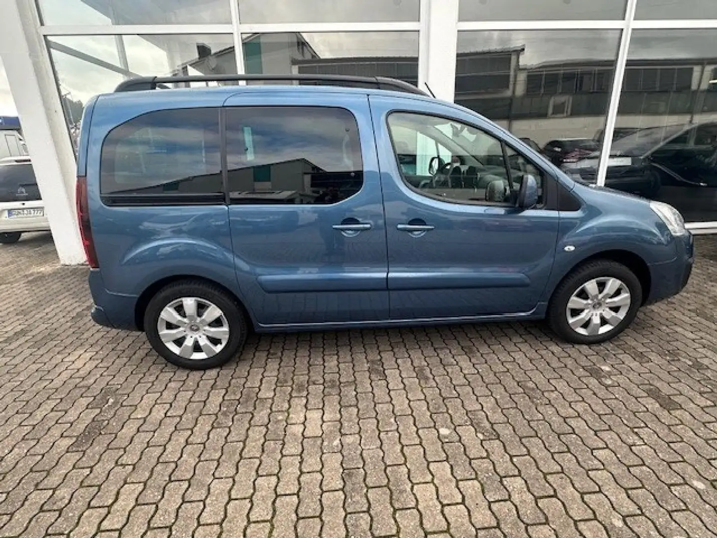 Citroen Berlingo Shine Blau - 2