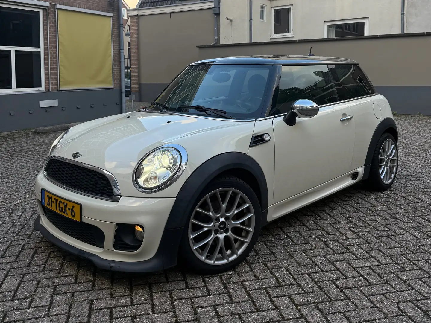 MINI Cooper Cooper 1.6 Cooper Beige - 1