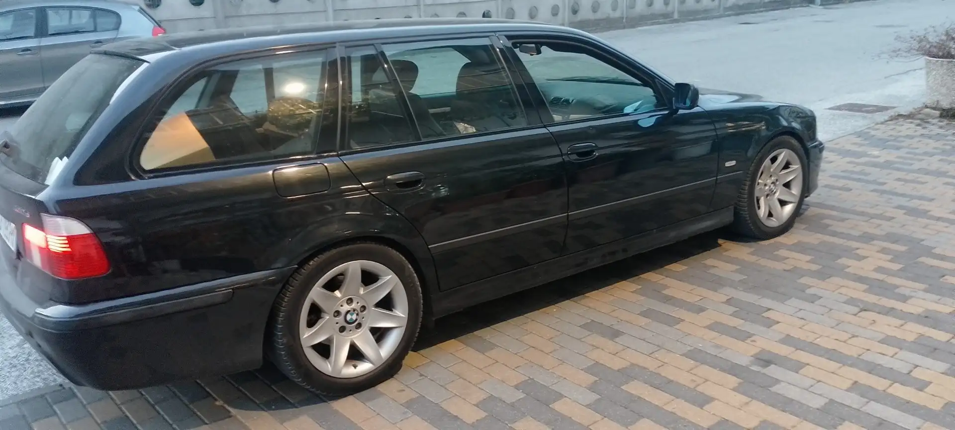 BMW 530 530d Touring Platinum - 1