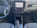 Mitsubishi Outlander Spirit 2.4 PHEV TEMP KAM SHZ NAVI Red - thumbnail 9