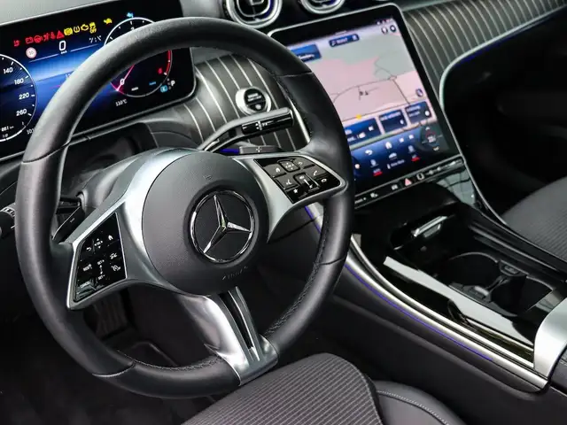 Mercedes-Benz C-Class view 15