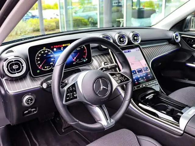 Mercedes-Benz C-Class view 14