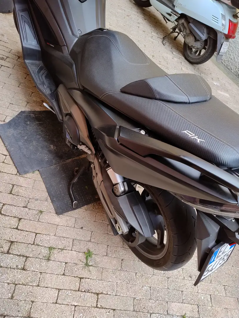 Kymco AK 550 Czarny - 2
