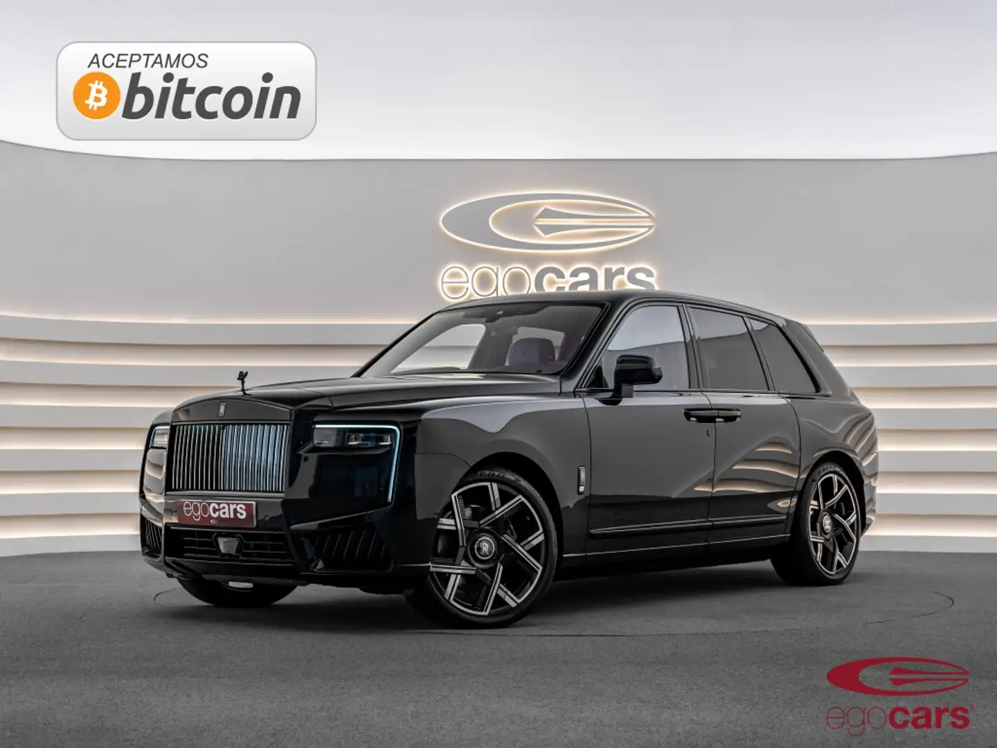 Rolls-Royce Cullinan Black Badge Schwarz - 1