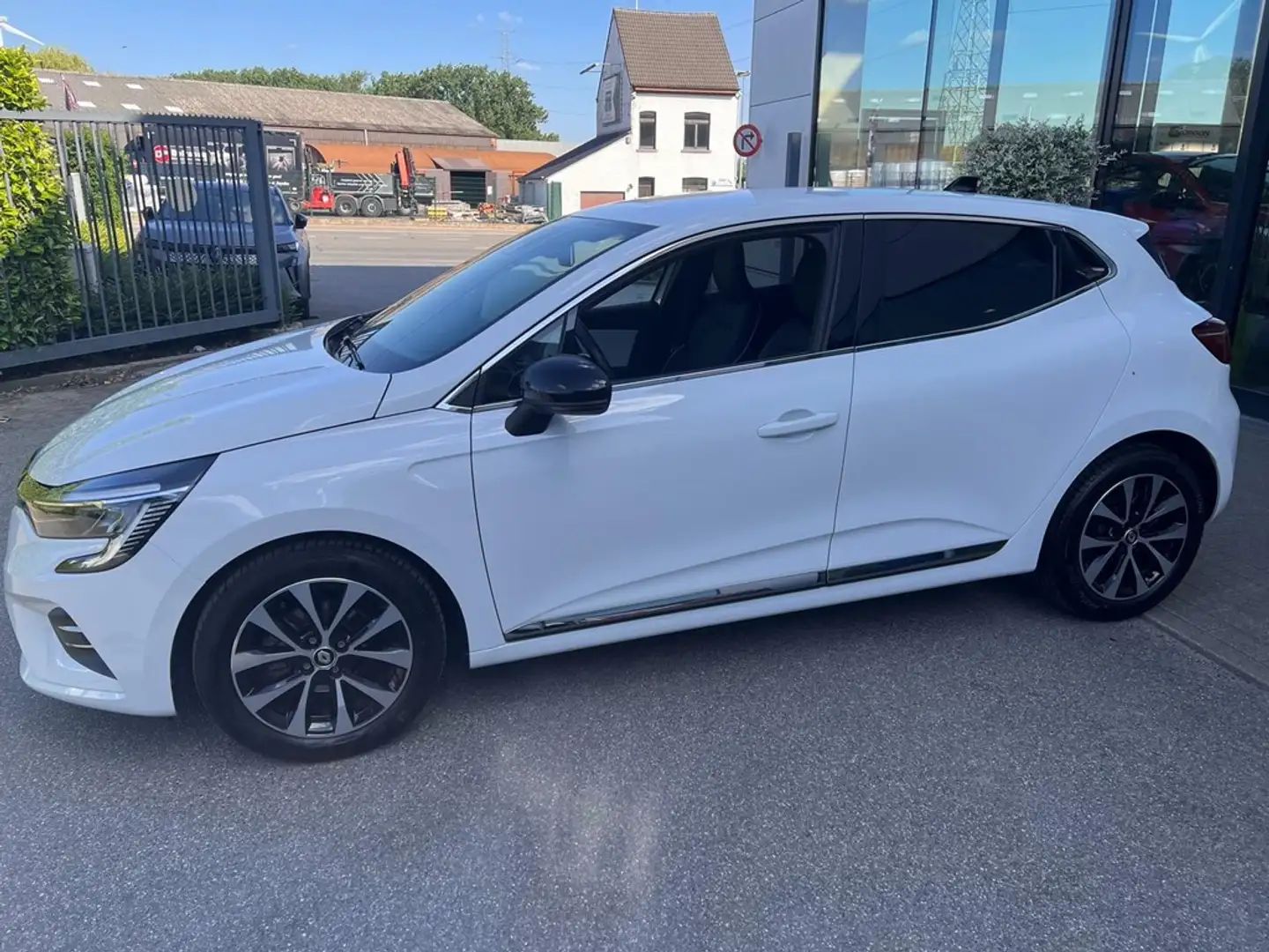 Renault Clio TCe Techno Wit - 2