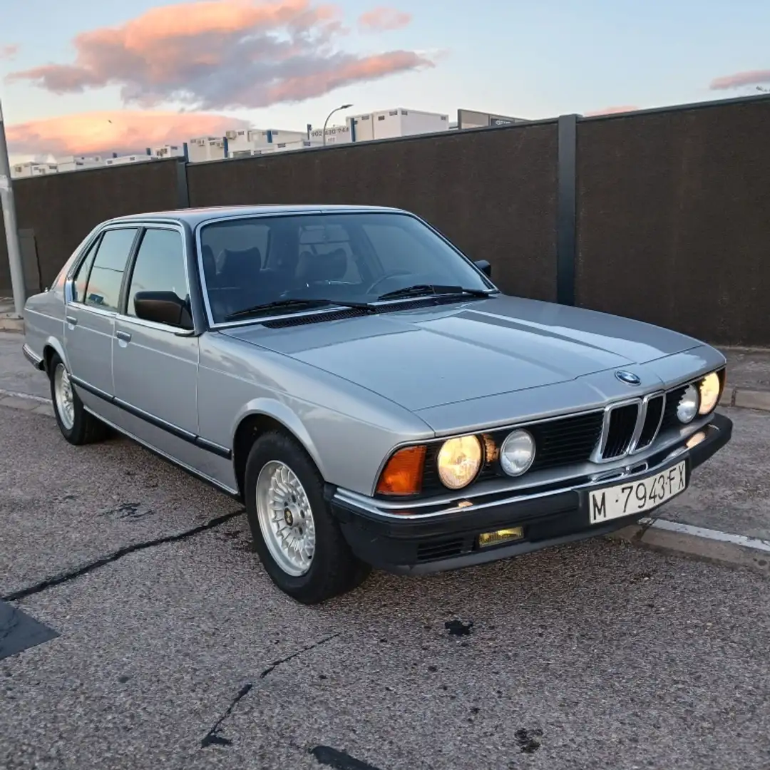 BMW 745 745i Aut. Argintiu - 1