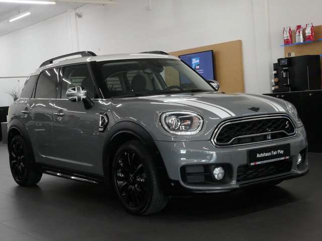 Imagine MINI Cooper S Countryman LED/H&K/NAVI/U-FREI!