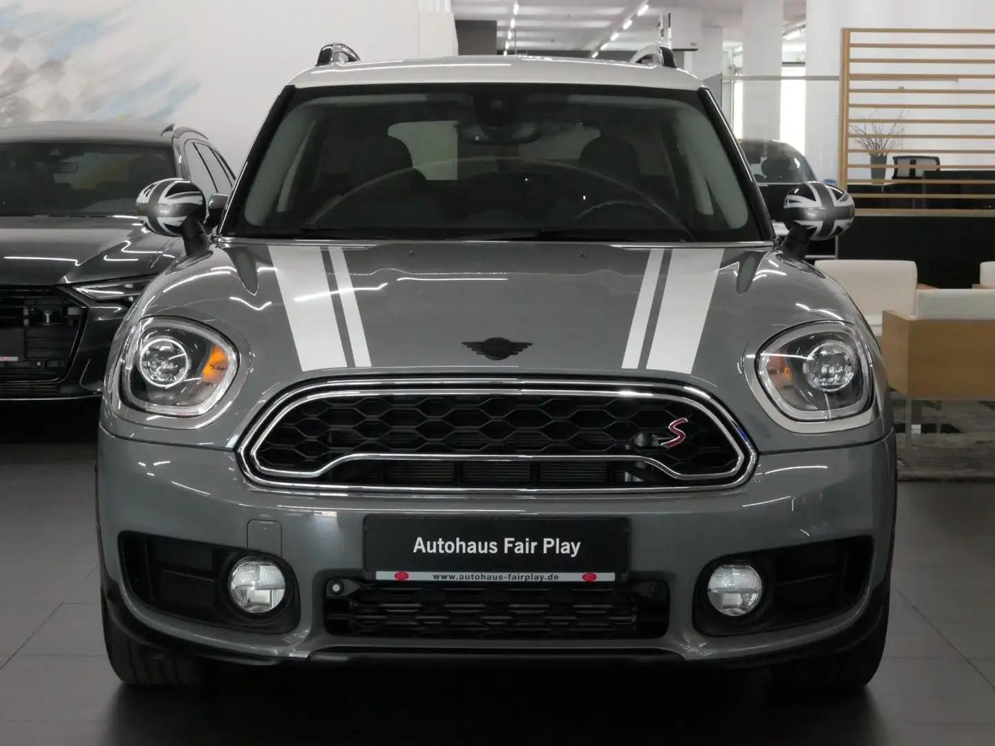 MINI Cooper S Countryman Cooper S Aut. LED/H&K/NAVI/U-FREI! Šedá - 2