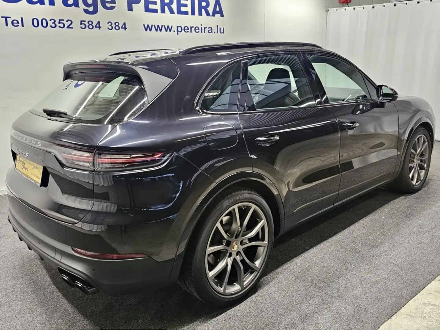 Porsche Cayenne S 440PS BOSE PANO CUIR NAVI Noir - 2