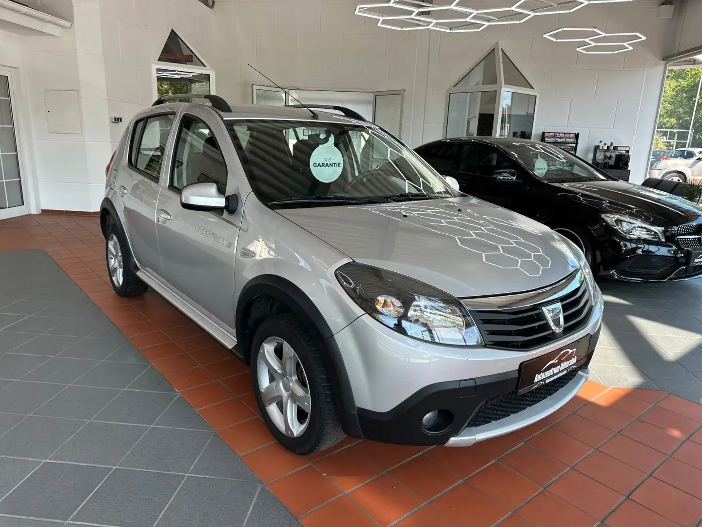 Dacia Sandero Stepway * 1. Hand / TOP / Garantie * Gris - 2