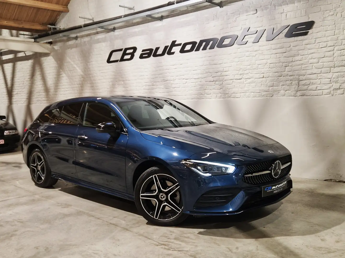 Mercedes-Benz CLA 250 e Shooting Brake AMG Line *BTW aftrekbaar* Bleu - 1