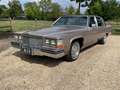 Cadillac Fleetwood Brougham Beige - thumbnail 1