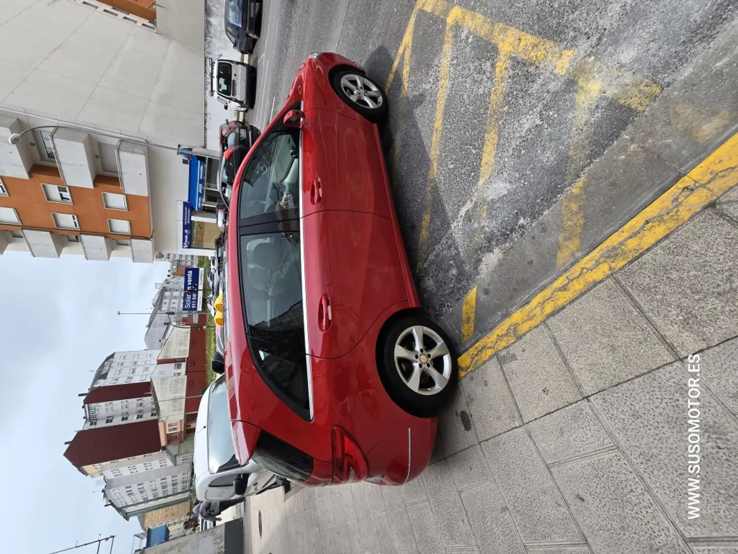 Mercedes-Benz B 200 200CDI BE 7G-DCT 01R 952 (4.75) Rojo - 2