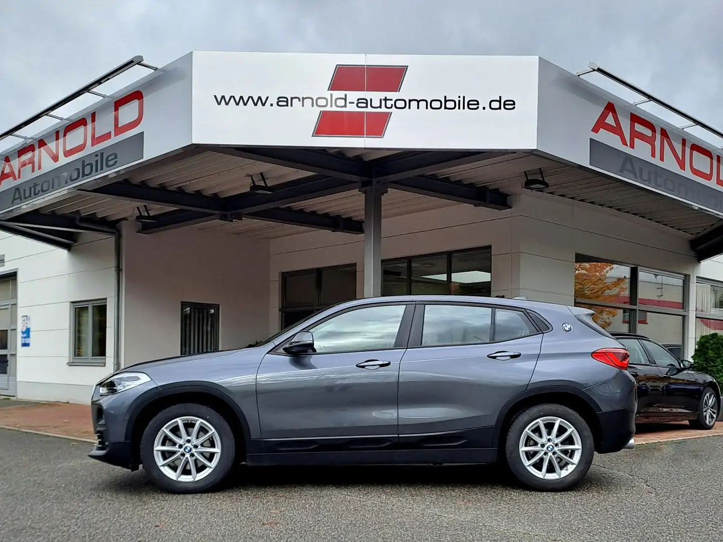 BMW X2 xDrive18d (LED, Navi, abn. AHZV, Sitzhzg.) Grau - 1