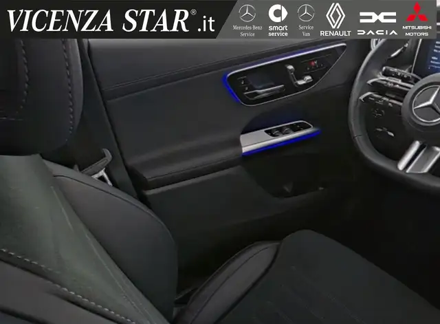 Mercedes-Benz GLC view 8
