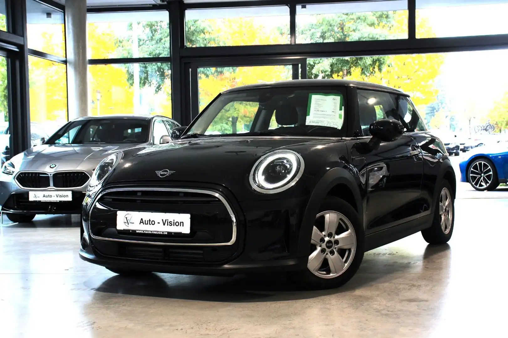 MINI Cooper (F56) Essential Trim *LED*PDC*DrivingAss Schwarz - 1