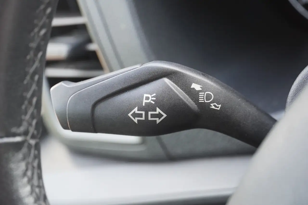 Ford Custom 2.0TDCi Navi 9-Sitzer Sitzheizung, миниатюра 17
