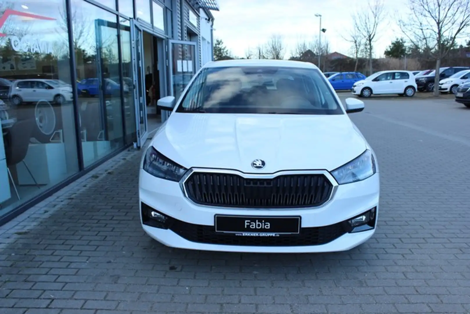 Skoda Fabia Ambition 1.0TSI Ambition LED+SITZHZ+TEMPO+++ Weiß - 2