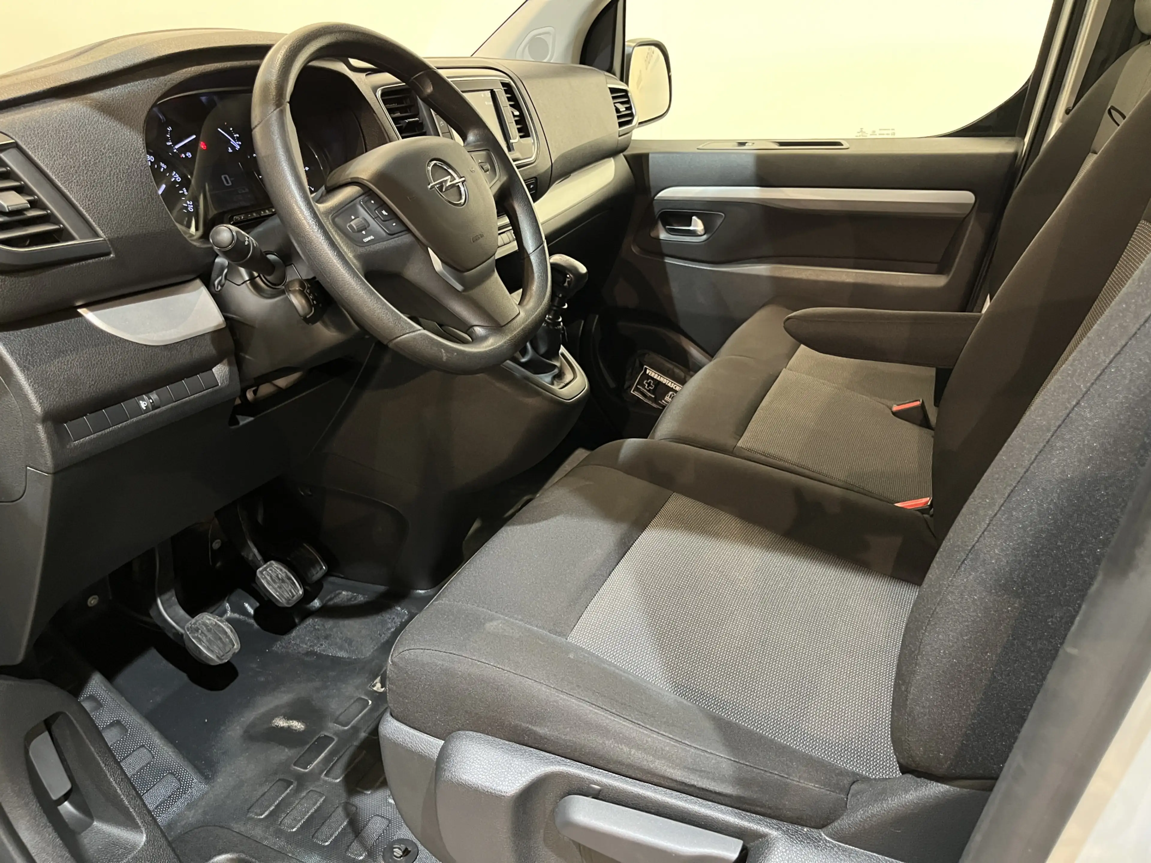 Opel Vivaro 2.0 CDTI L3H1 145 PK Servicebus / Würth Inrichting — photo 6