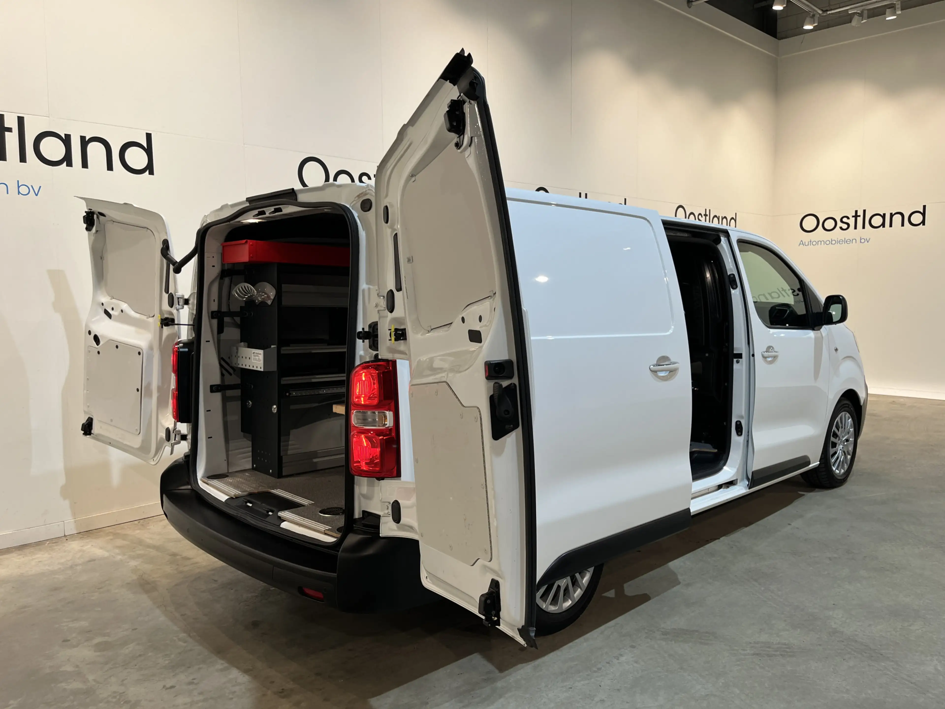 Opel Vivaro 2.0 CDTI L3H1 145 PK Servicebus / Würth Inrichting — photo 2