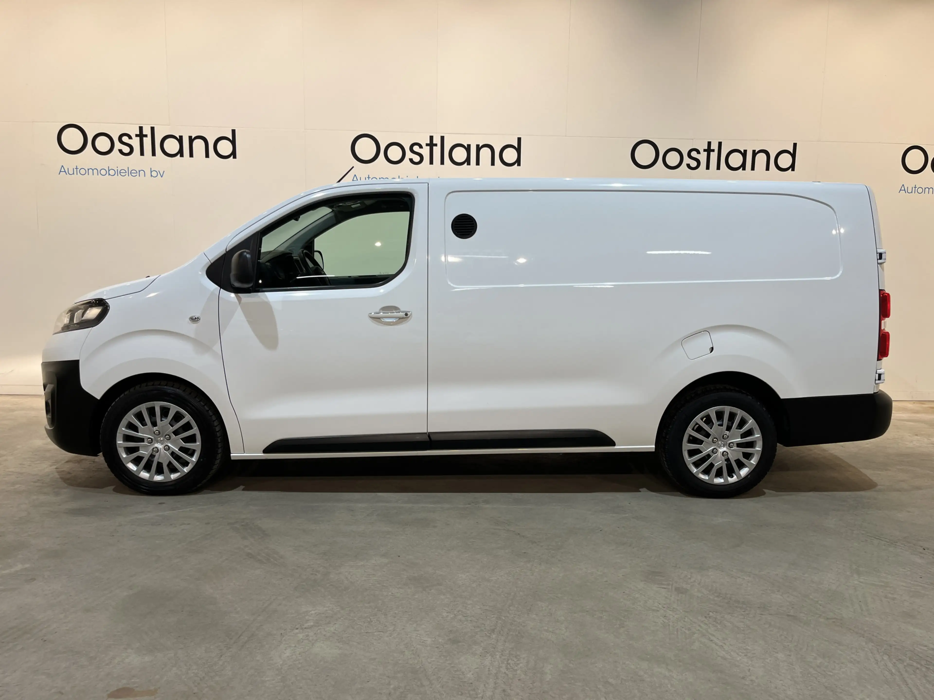 Opel Vivaro 2.0 CDTI L3H1 145 PK Servicebus / Würth Inrichting — photo 5