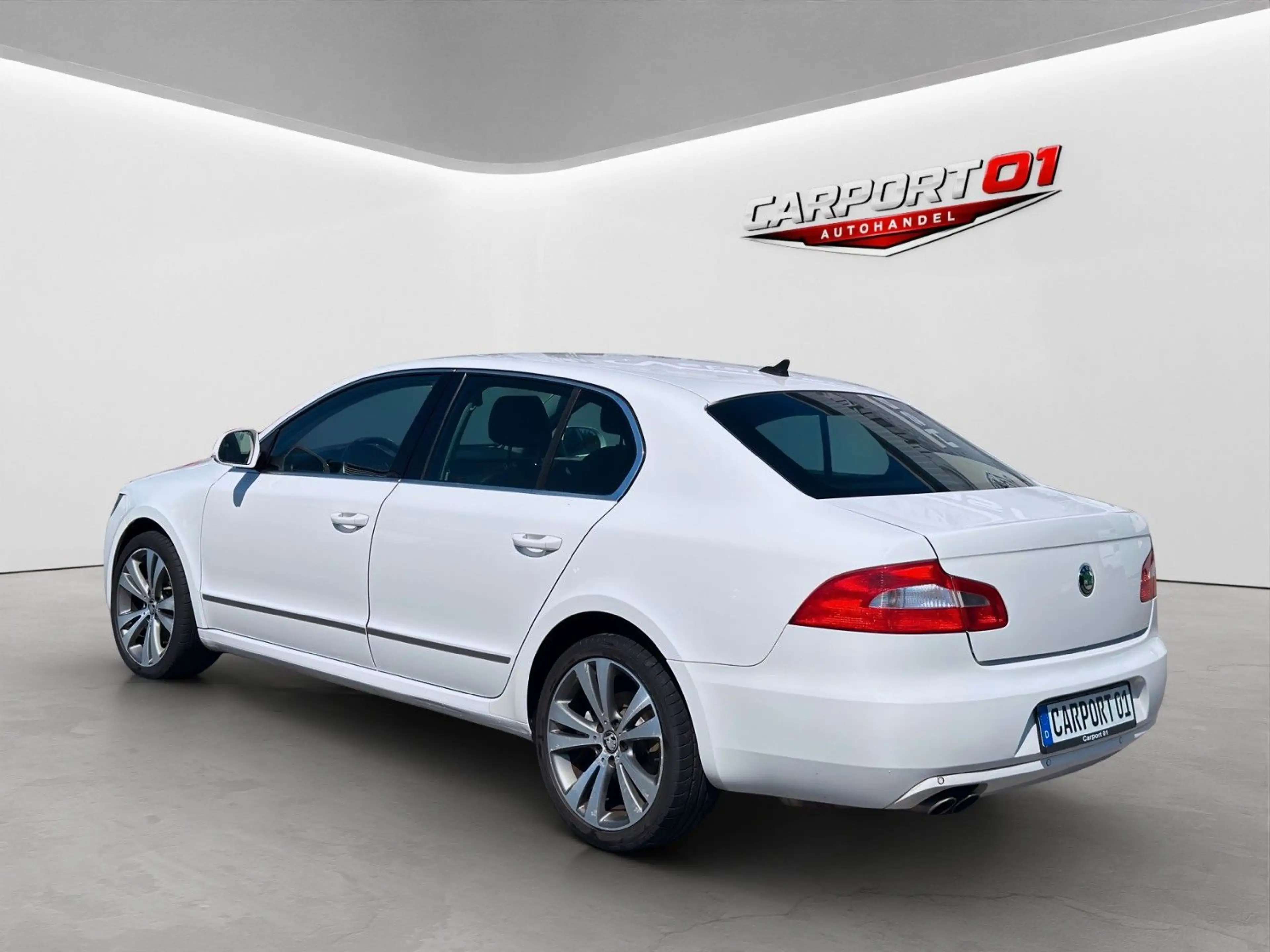 Skoda Superb Elegance/lückenlos-Sch/4xSitzheiz/Klima — photo 3