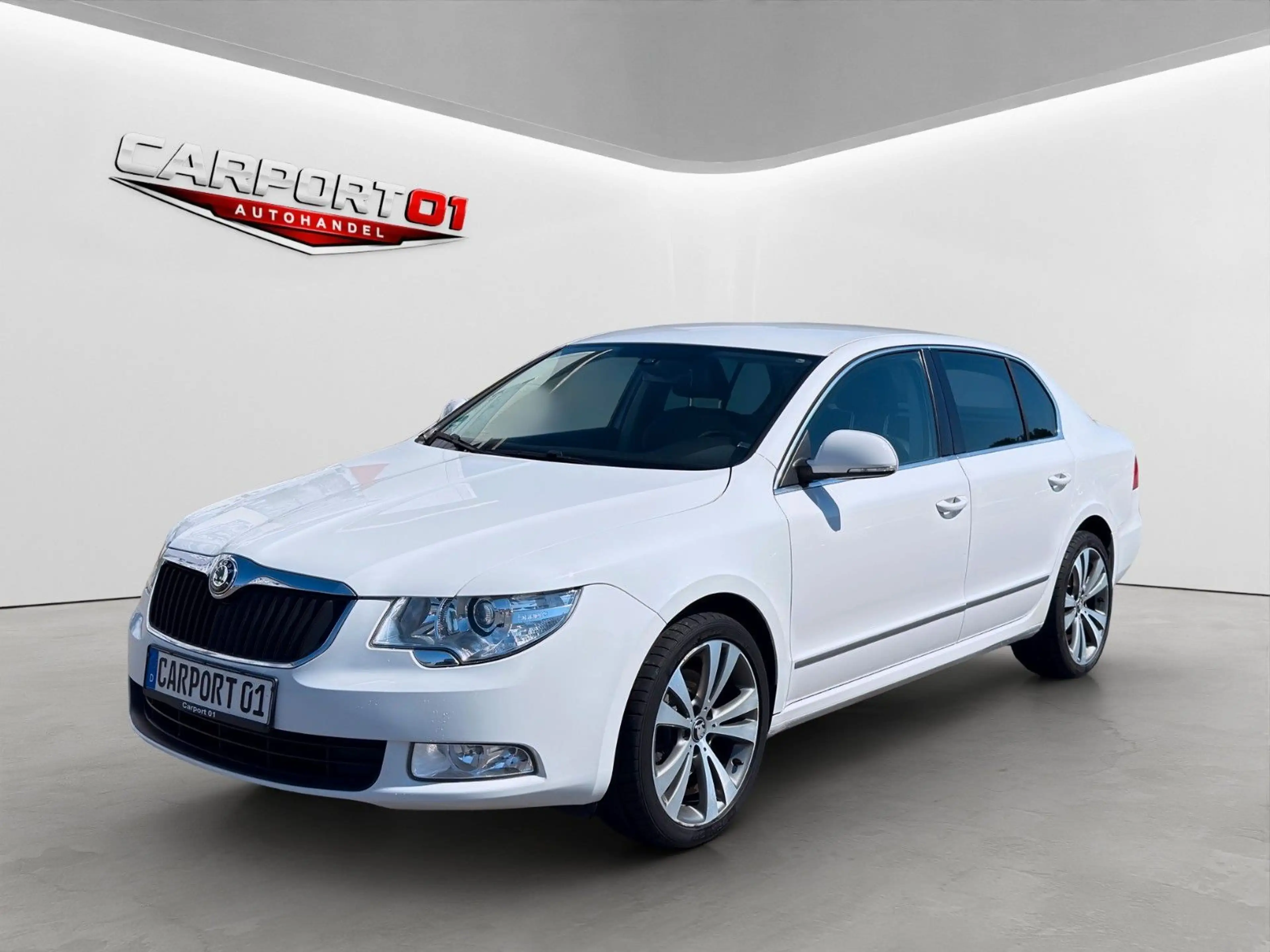 Skoda Superb Elegance/lückenlos-Sch/4xSitzheiz/Klima