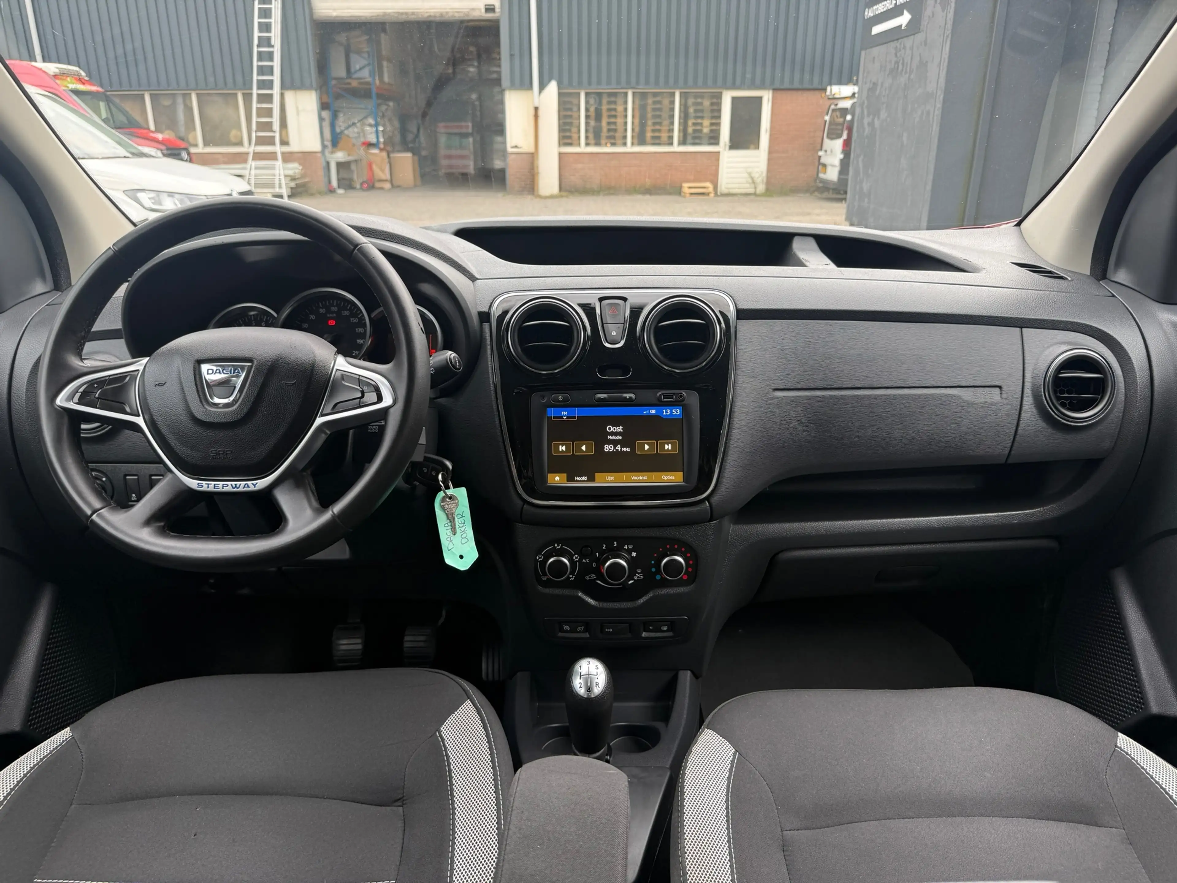 Dacia Dokker 1.6 SCe Stepway | A/C | Cruise | Trekhaak — photo 11