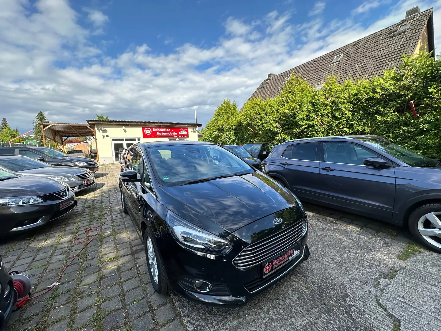 Ford S-Max 2.0 TDCi Aut. Titanium Schwarz - 1
