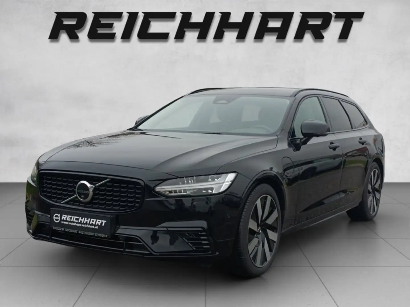 Volvo V90 Plus, T6 AWD Plug-in Hybrid, Elektrisch/Benzin, Dark Schwarz - 1