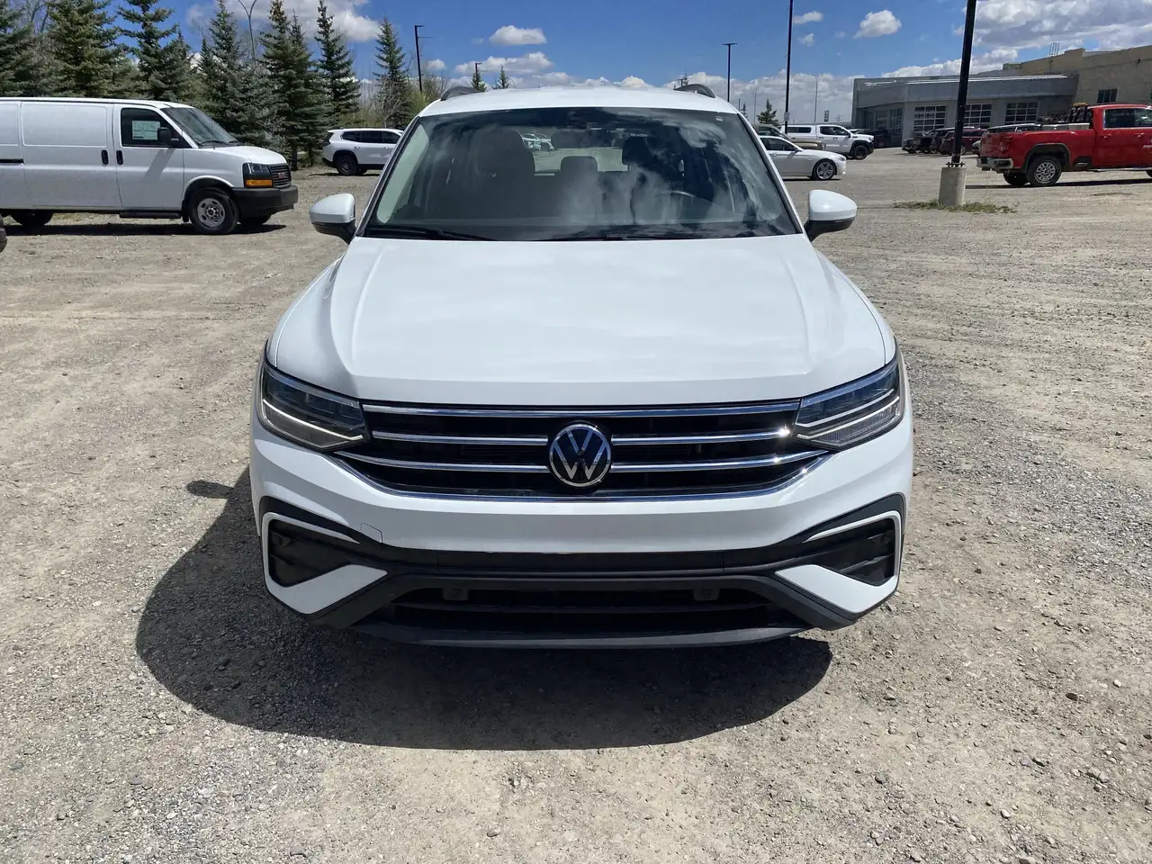 Volkswagen Tiguan снимка Volkswagen Tiguan