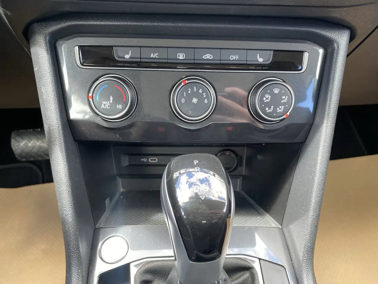 Volkswagen Tiguan снимка Volkswagen Tiguan