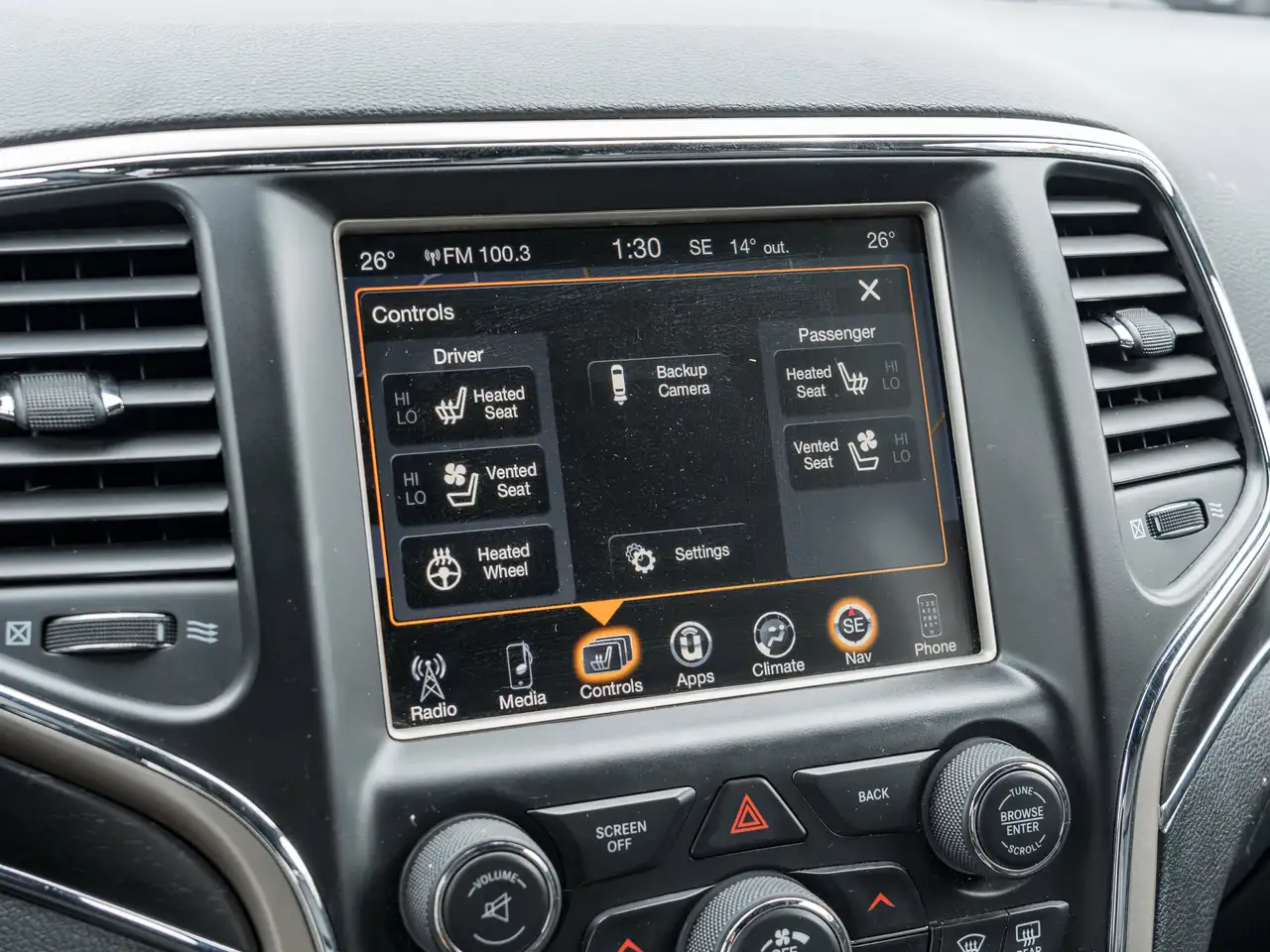 Jeep Grand Cherokee снимка Jeep Grand Cherokee