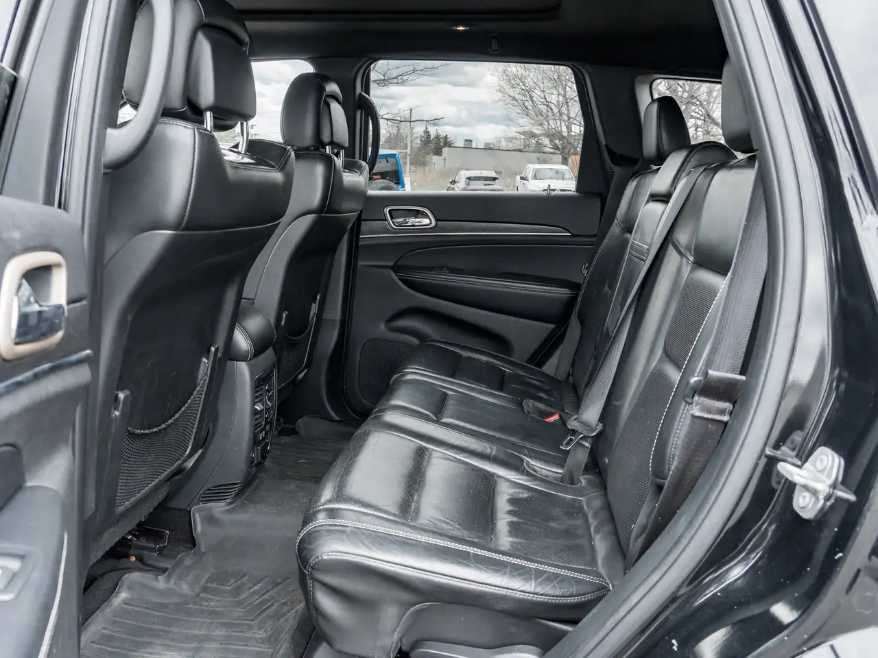 Jeep Grand Cherokee снимка Jeep Grand Cherokee