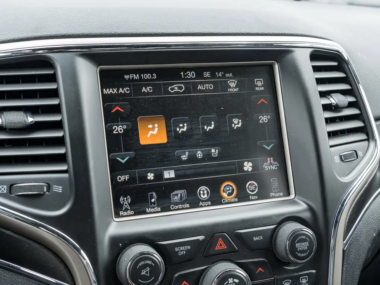 Jeep Grand Cherokee снимка Jeep Grand Cherokee